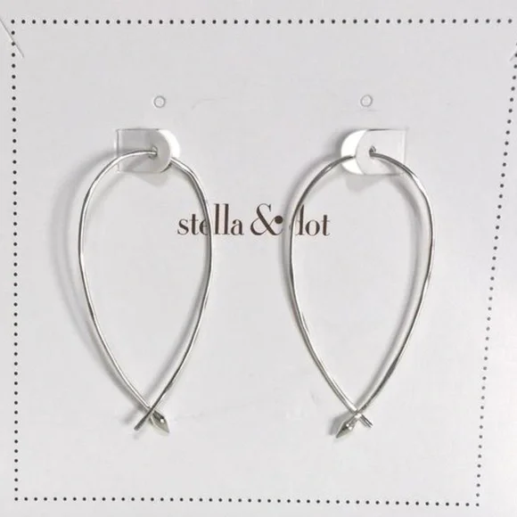 :: Stella & Dot | [SILVER] Small Hammered Wire Hoop Earrings Retired - Picture 4 of 5